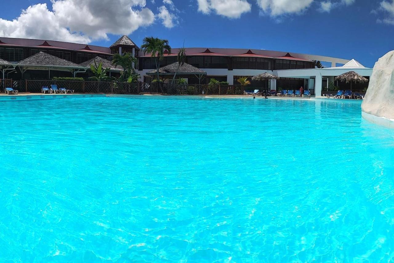 Studio Avec Grande Piscine, Plage Vanille Caraibes Saint-Francois  Exterior photo